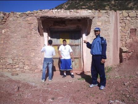 ba khbiizza kann recherch�� 7na ou ssi kamal l9inah mkhebii f wahd lberraka