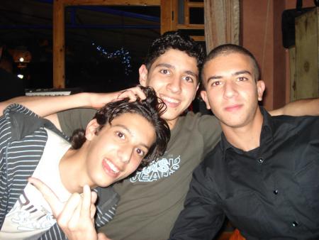 younss bla mate9mechhhh rak 9essehtini rani hir tanfernesss